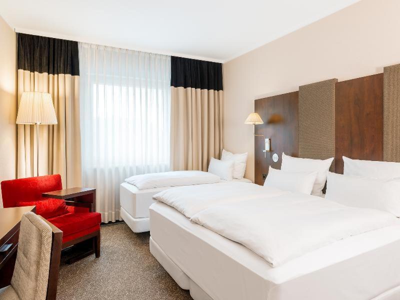 Hotel Nh Nord 4*